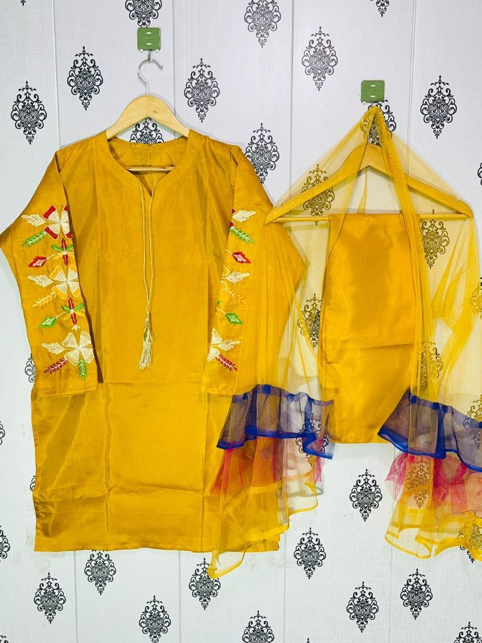 Women Katan Silk 3 Pcs Suit Set White Medium Large