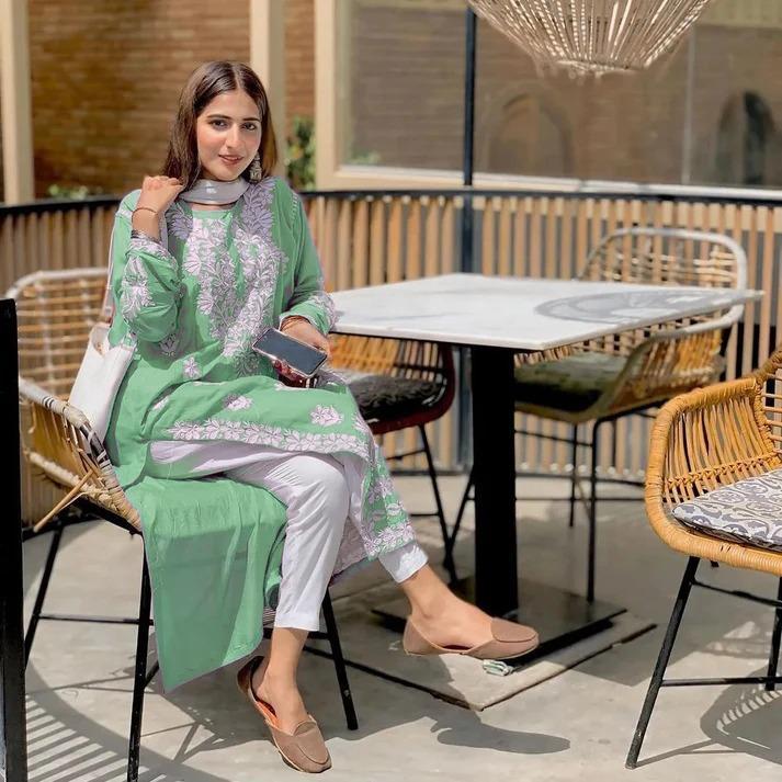 Casual Embroidered Shirt for Women Men Plain Design