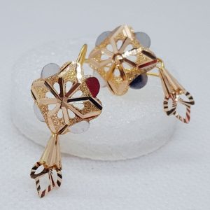 Stylish Gold Earrings For Girls ER00081